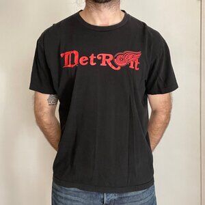 Men's Made In Detroit T-Shirt Size Medium M Black Red Wings Hockeytown